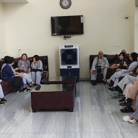 J P Palace Kushinagar Zewnętrze zdjęcie